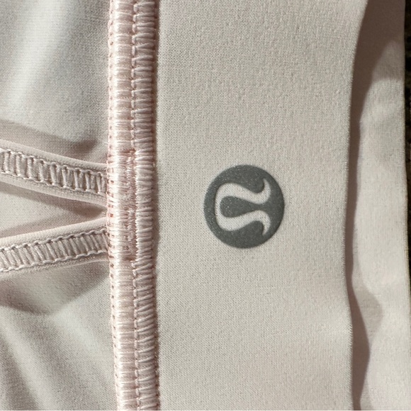 Lululemon Strawberry Milkshake Anew Sports Bra NWOT Size 6 - Picture 6 of 10